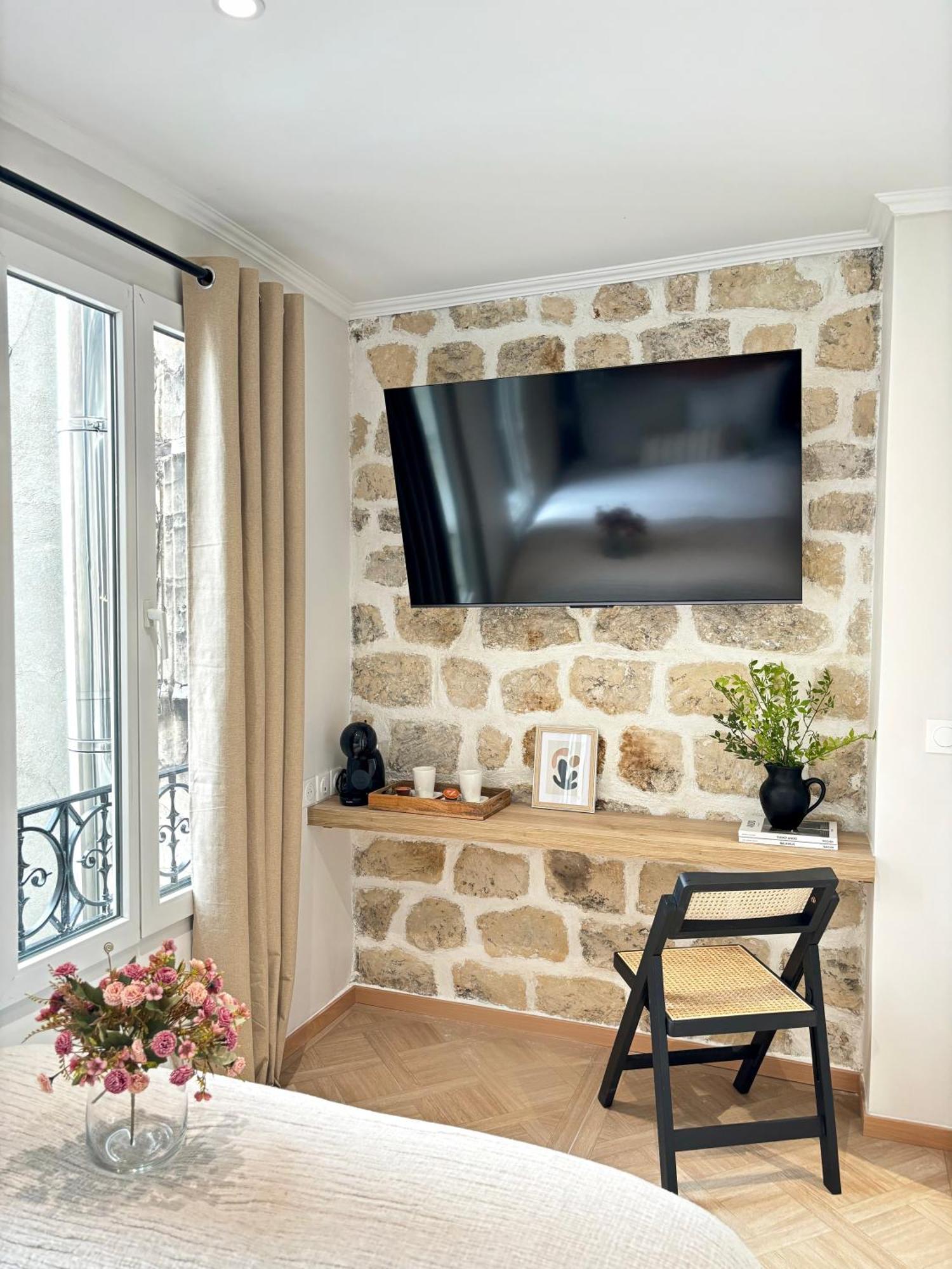 Hotel Paris Amore Luaran gambar